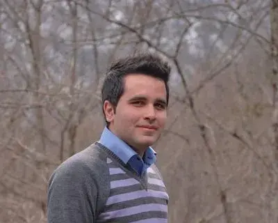 pirouz avatar