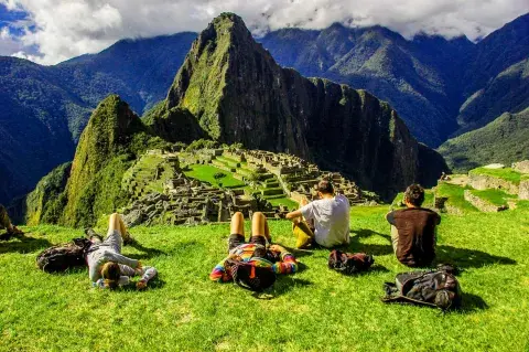 Hernan Tour Guide Peru avatar
