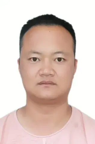 Adam123 avatar
