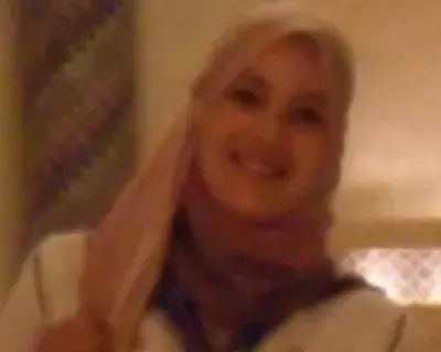 A lady tour guide avatar