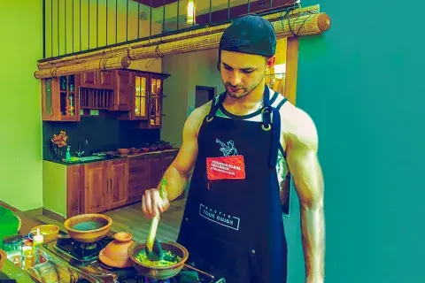 Rustic Tour Guide avatar